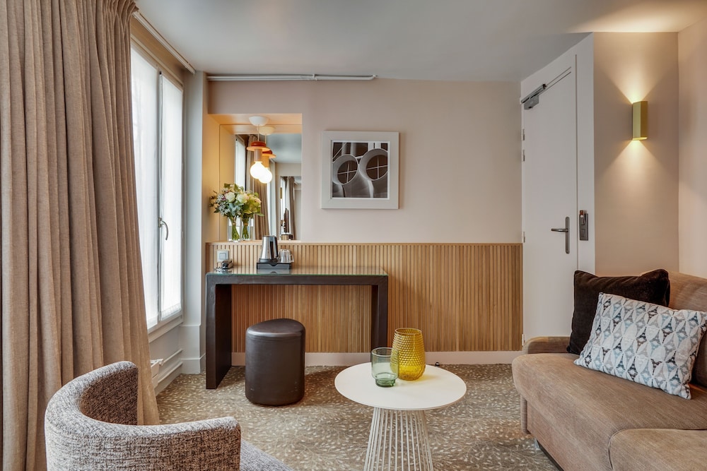 Hotel Passy Eiffel 53/67