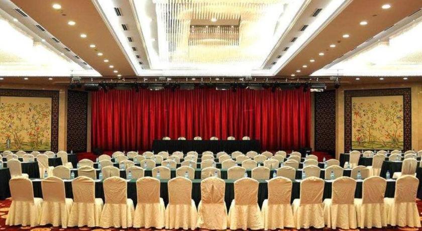 CHINA GARDEN HOTEL 50/56