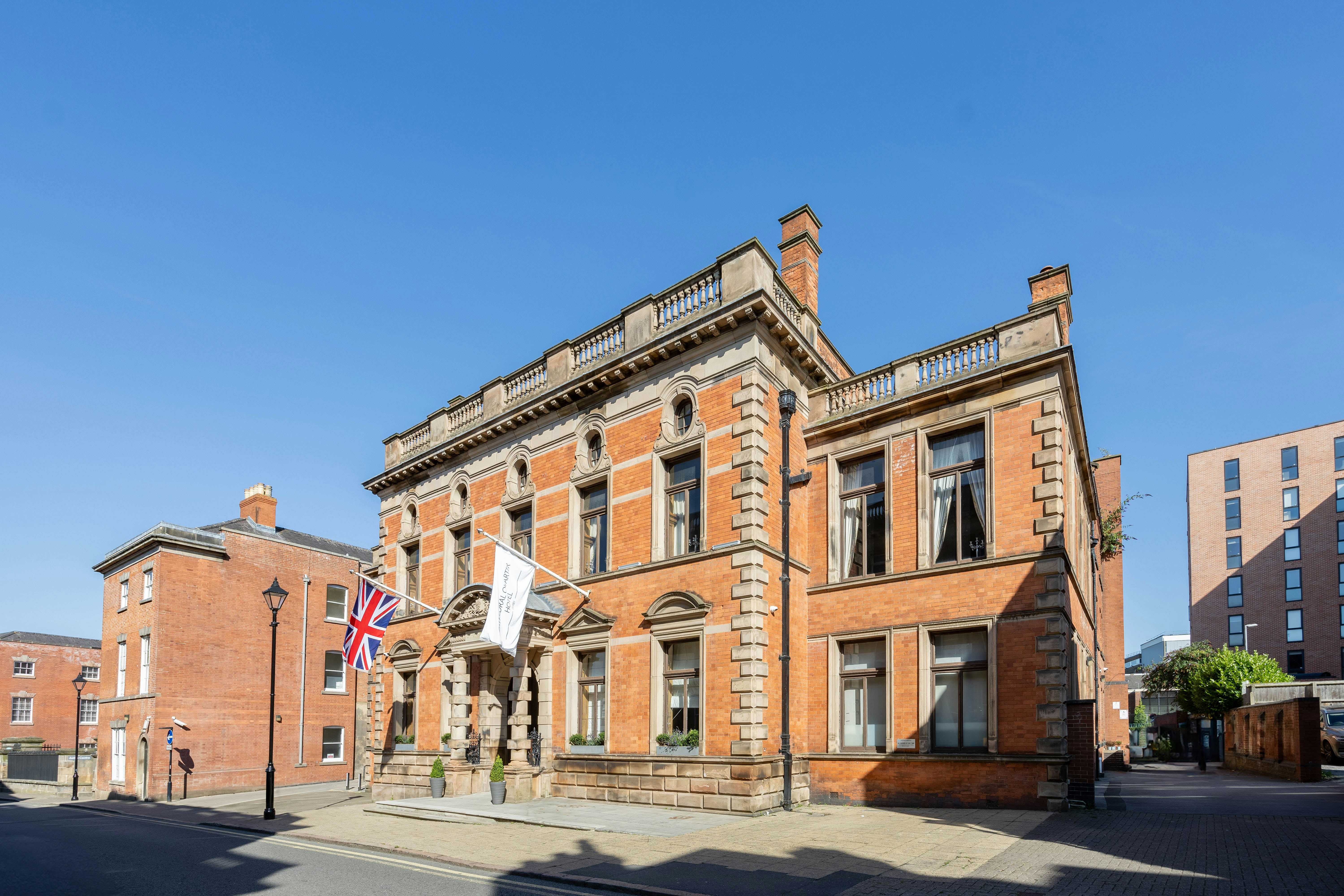 Cathedral Quarter Hotel 44/50
