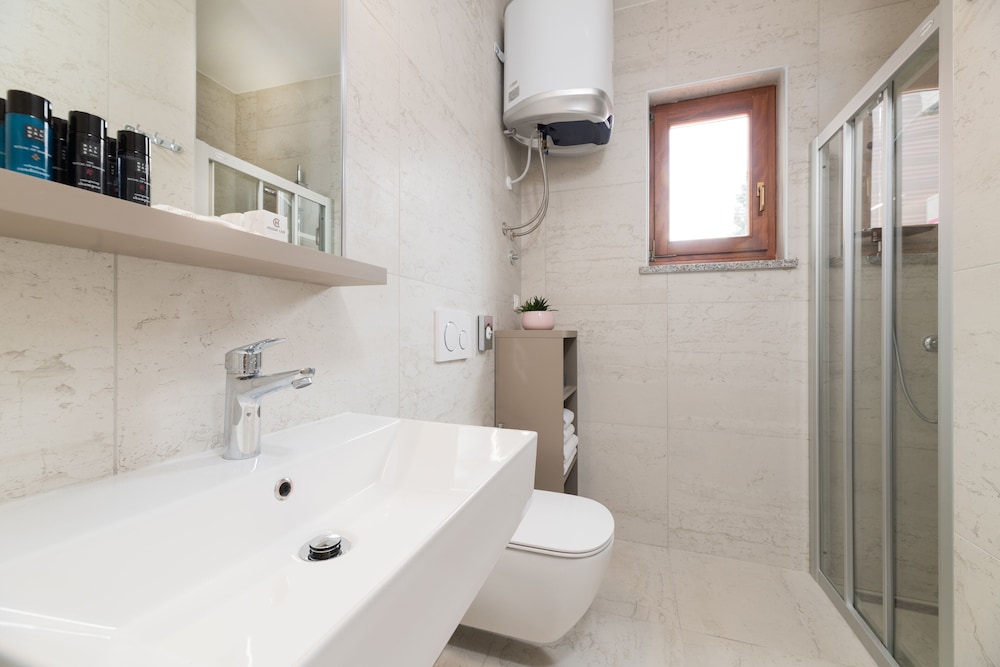 Rivalmare Boutique Hotel 47/50