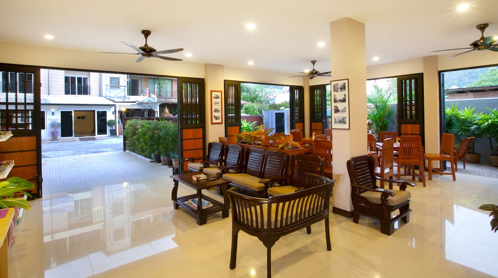 Patong V Hotel 24/32