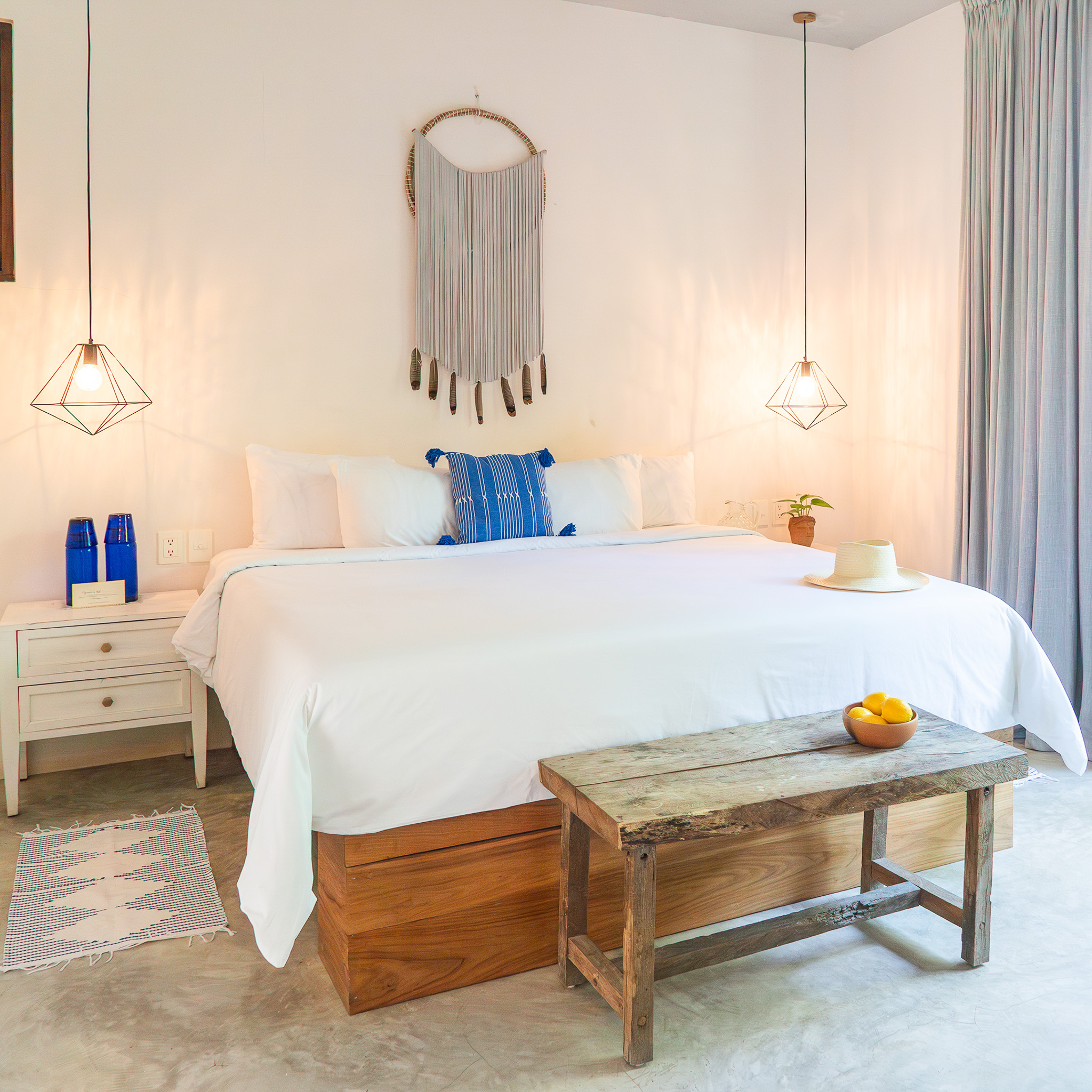 Room, King Bed
