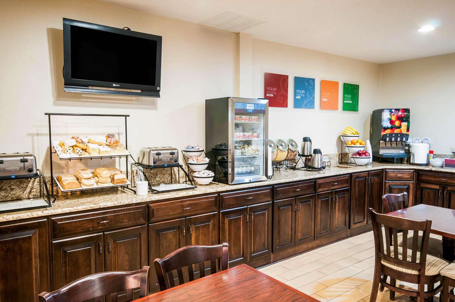 Comfort Inn New Holland Amish Country 26/33