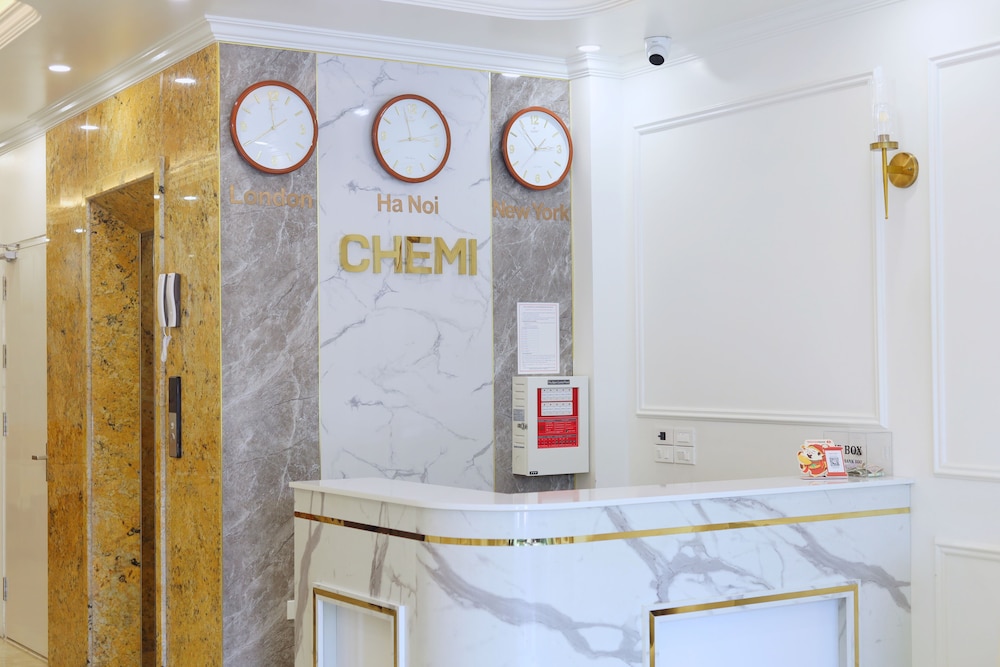 Chemi Hanoi Airport Hotel 3/40