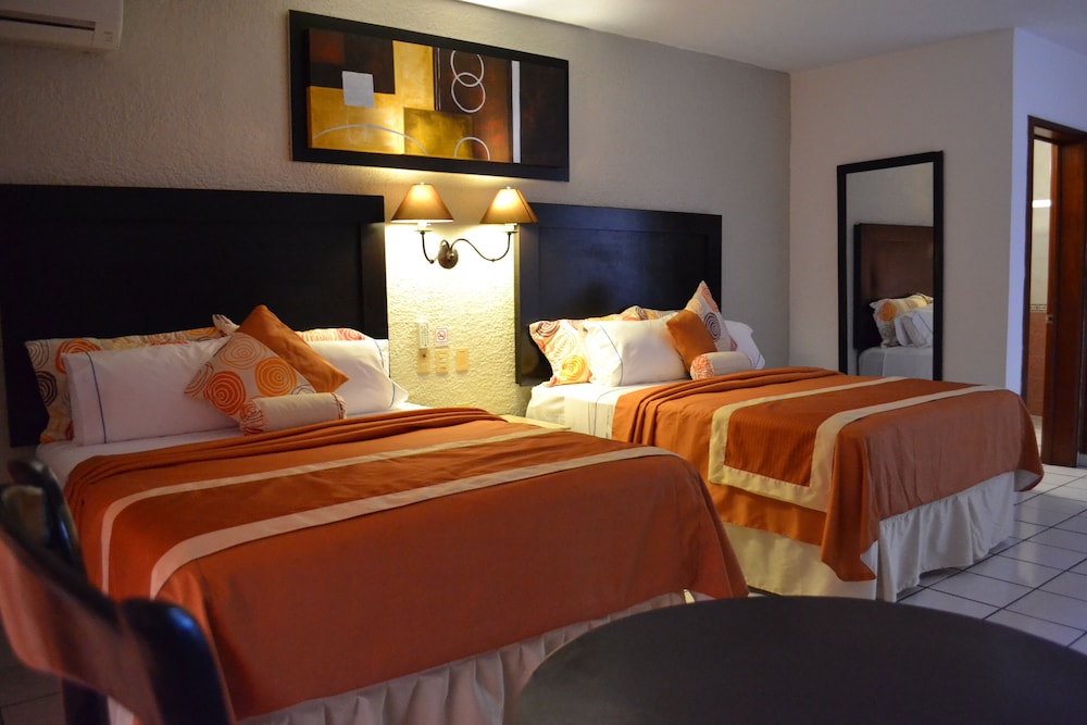 Hotel Maria Isabel 23/69