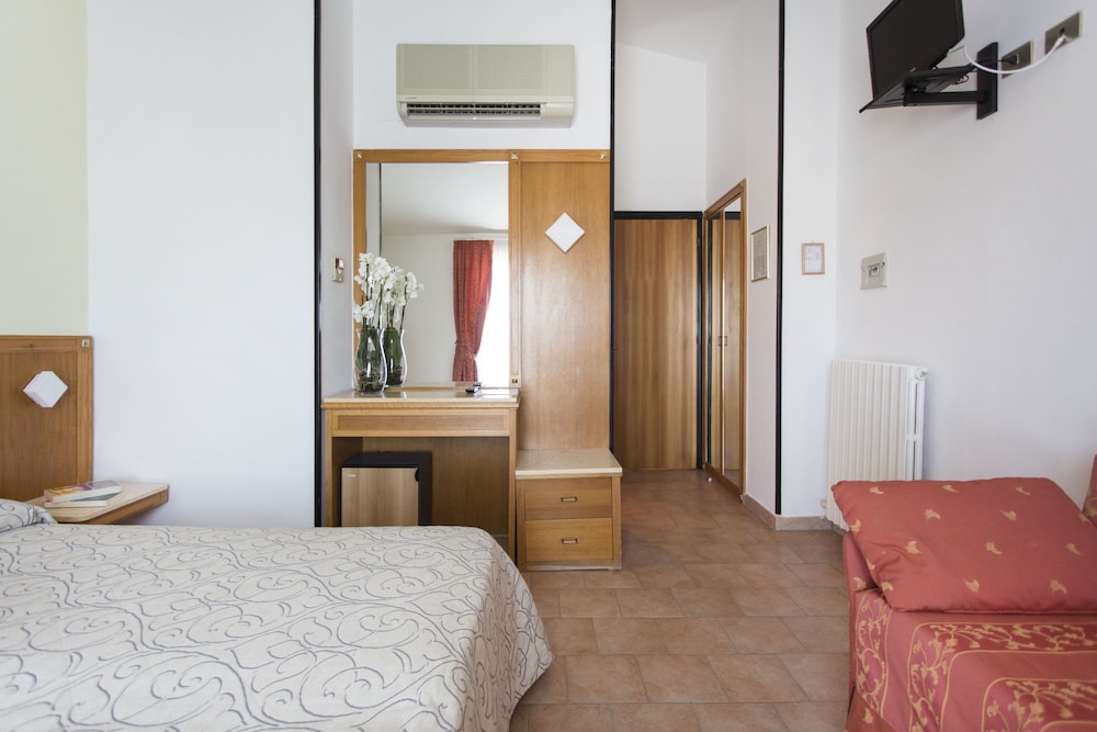 VILLA PARADISO VILLAGE 38/73