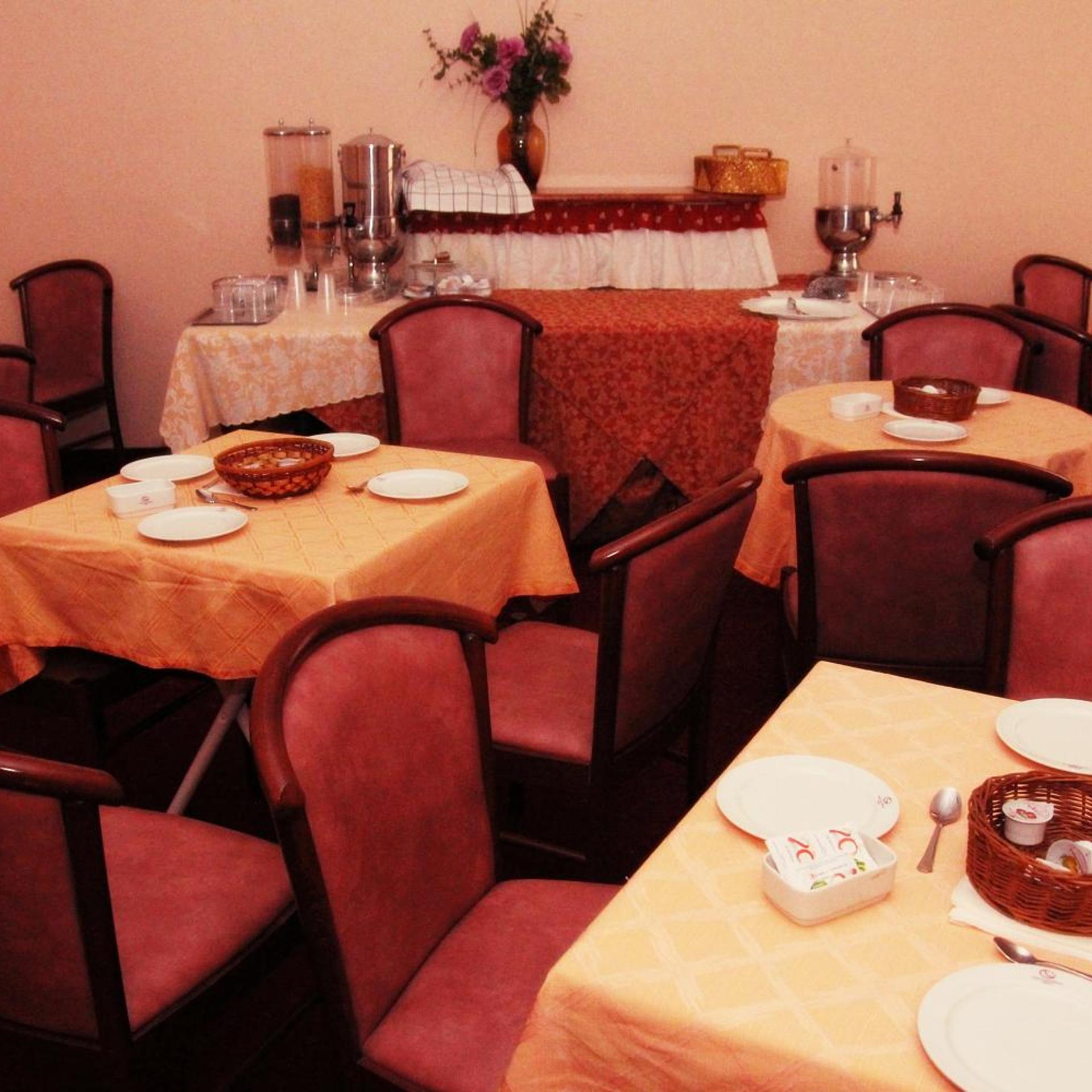Hotel Luna Rossa 56/65