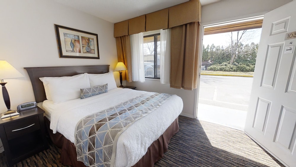 Recreation Inn & Suites 12/63