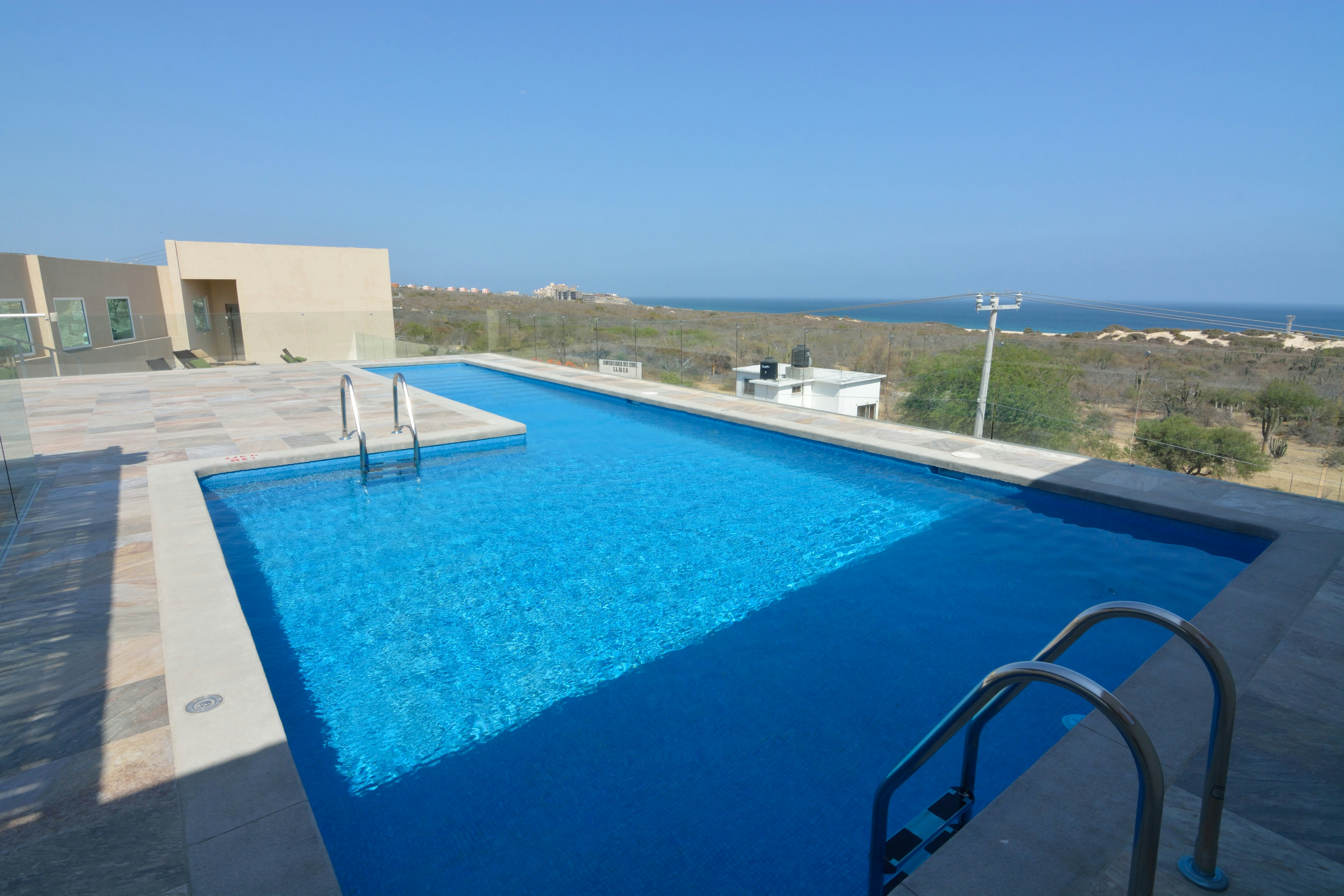 Holiday Inn Express Cabo San Lucas 46/71