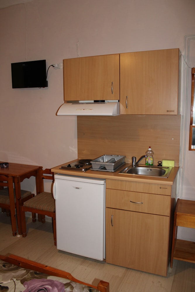 ASTIR ROOMS 27/38
