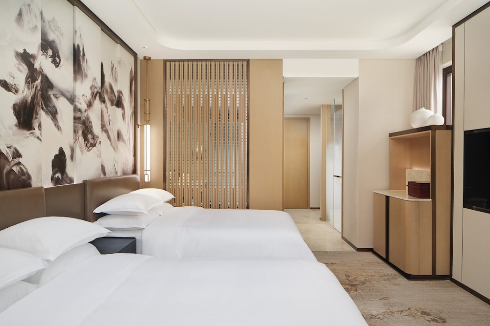 Sheraton Yunfu Xinxing Hotel 18/55