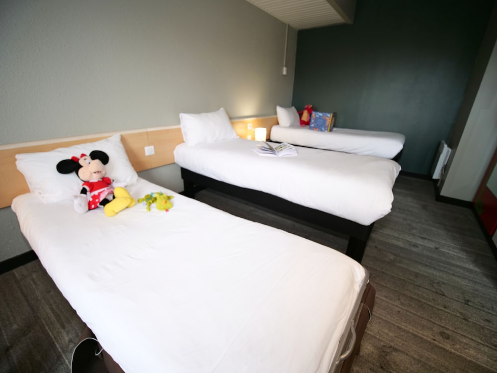 ibis Chartres Ouest Luce 12/50