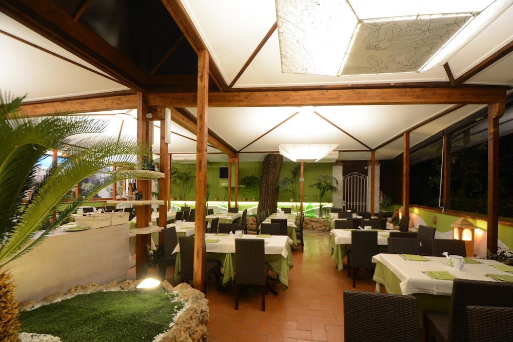 Hotel Porta Rosa 32/42