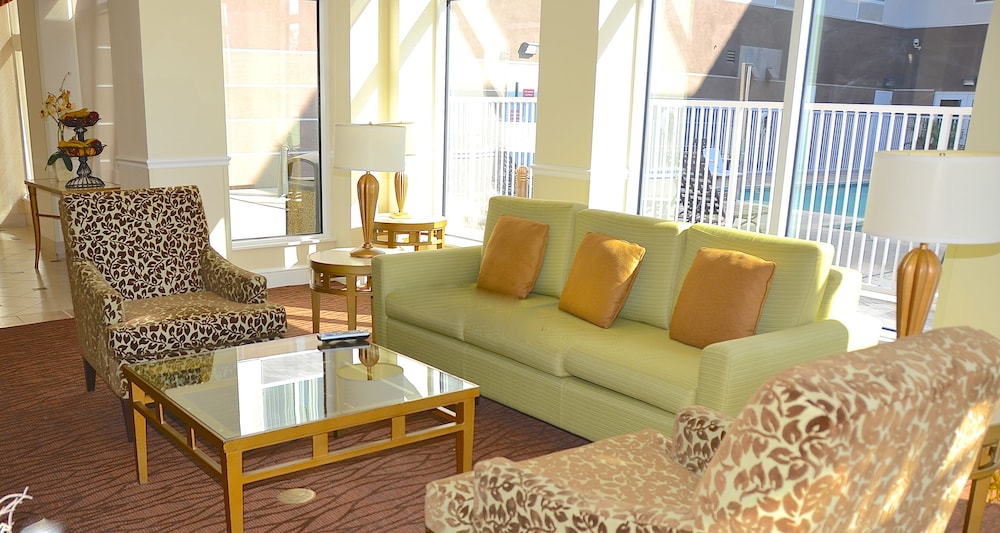 Hilton Garden Inn Victorville 22/38