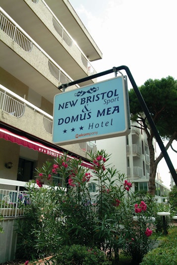 Hotel New Bristol Sport Domus Mea 1/10