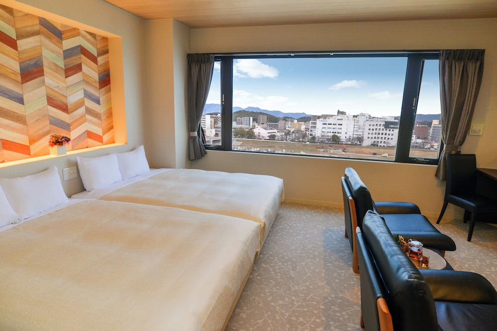 Renovated, Deluxe, 2 Double Beds
