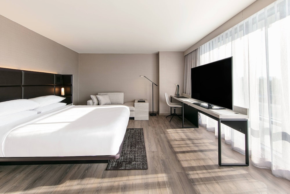 AC Hotel by Marriott Palo Alto 10/43