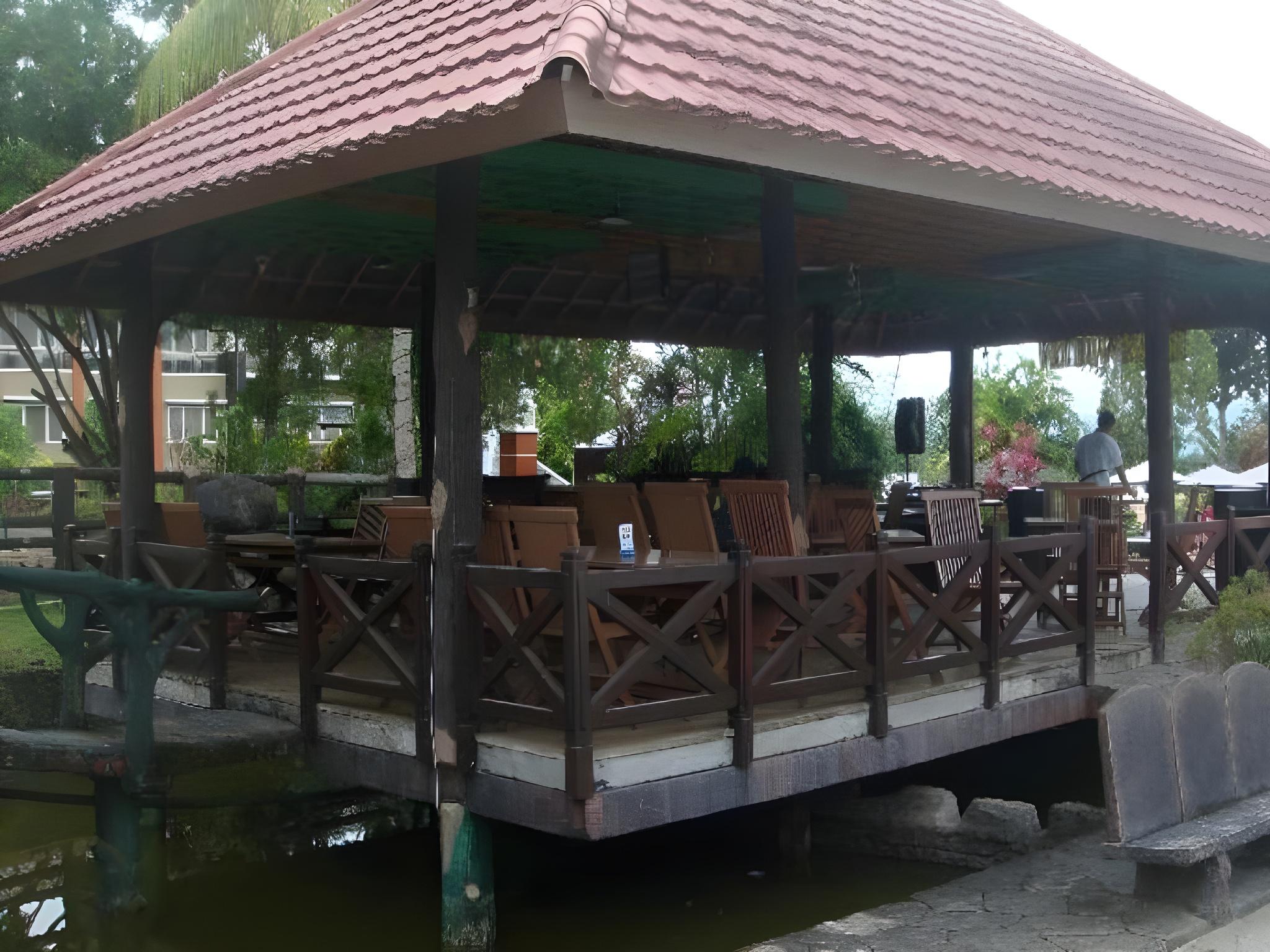 Wonua Monapa Hotel Resort 42/43