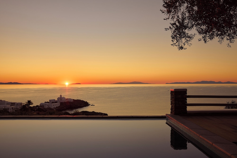 Selana Suites 43/50