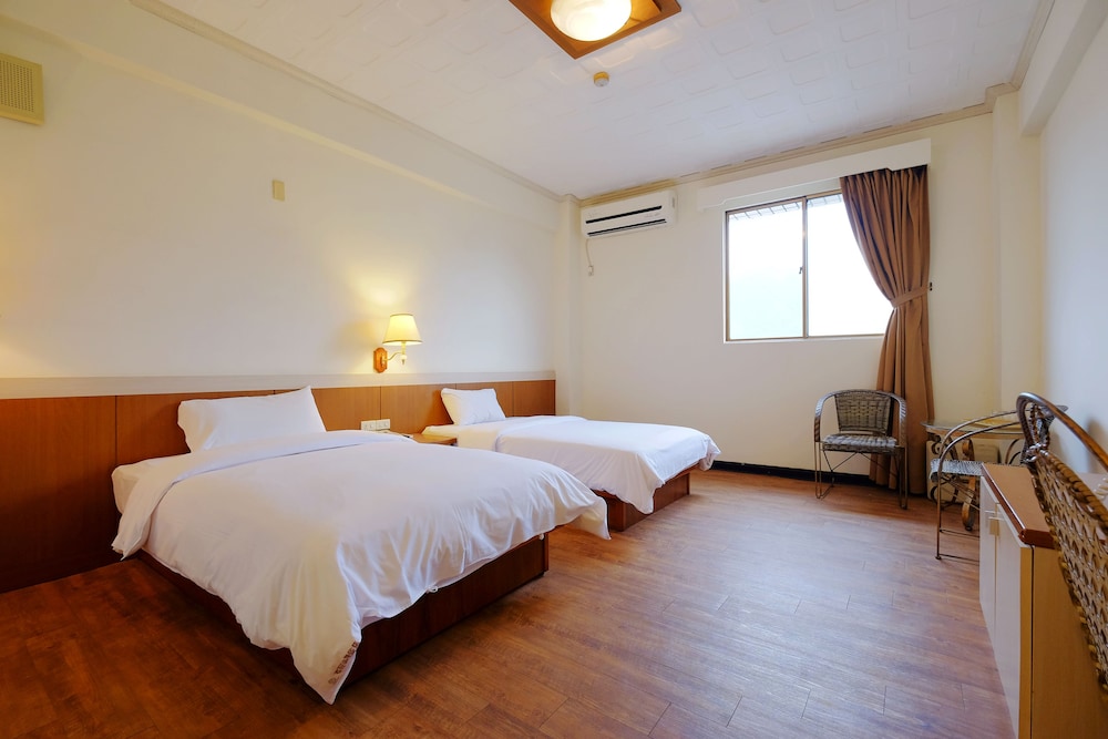 Yawan Spa Hotel 8/35