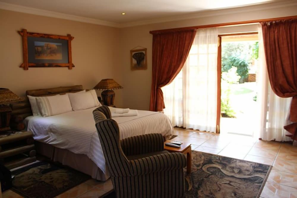 Aark Guest Lodge cc Boutique Hotel 7/22