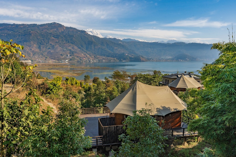 The Pavilions Himalayas Lake View 52/62