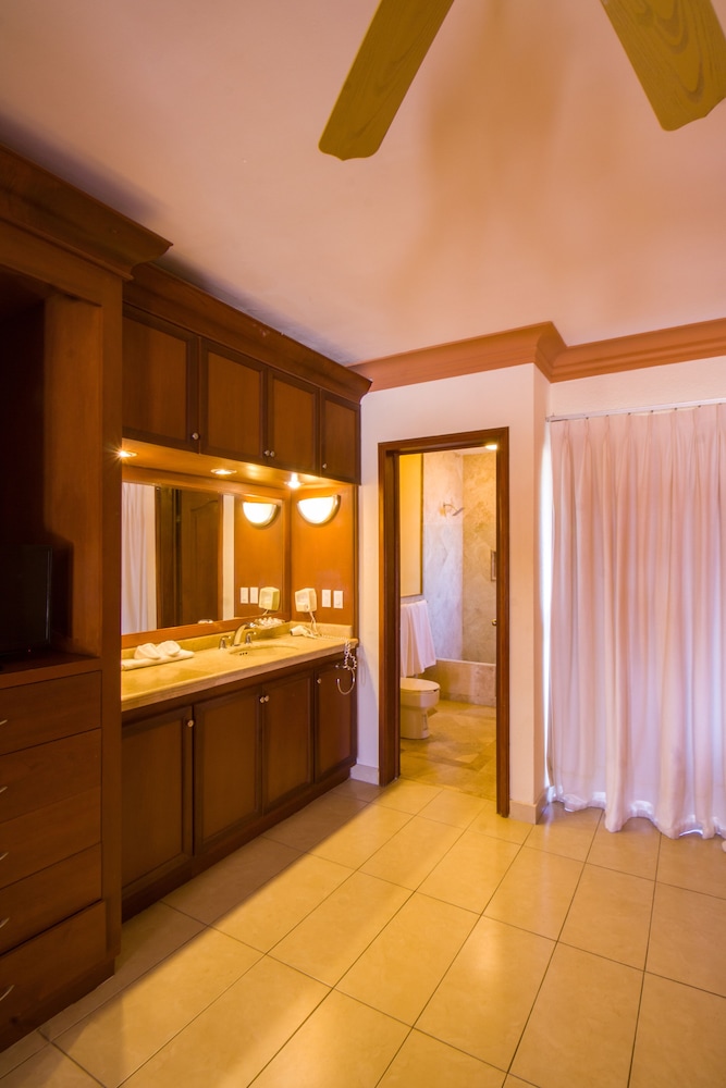 Hotel Palmas De Cortez 31/50