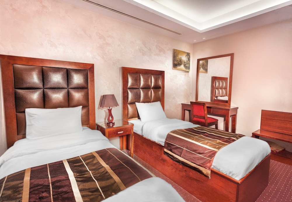 Sofia Suites Hotel 5/17