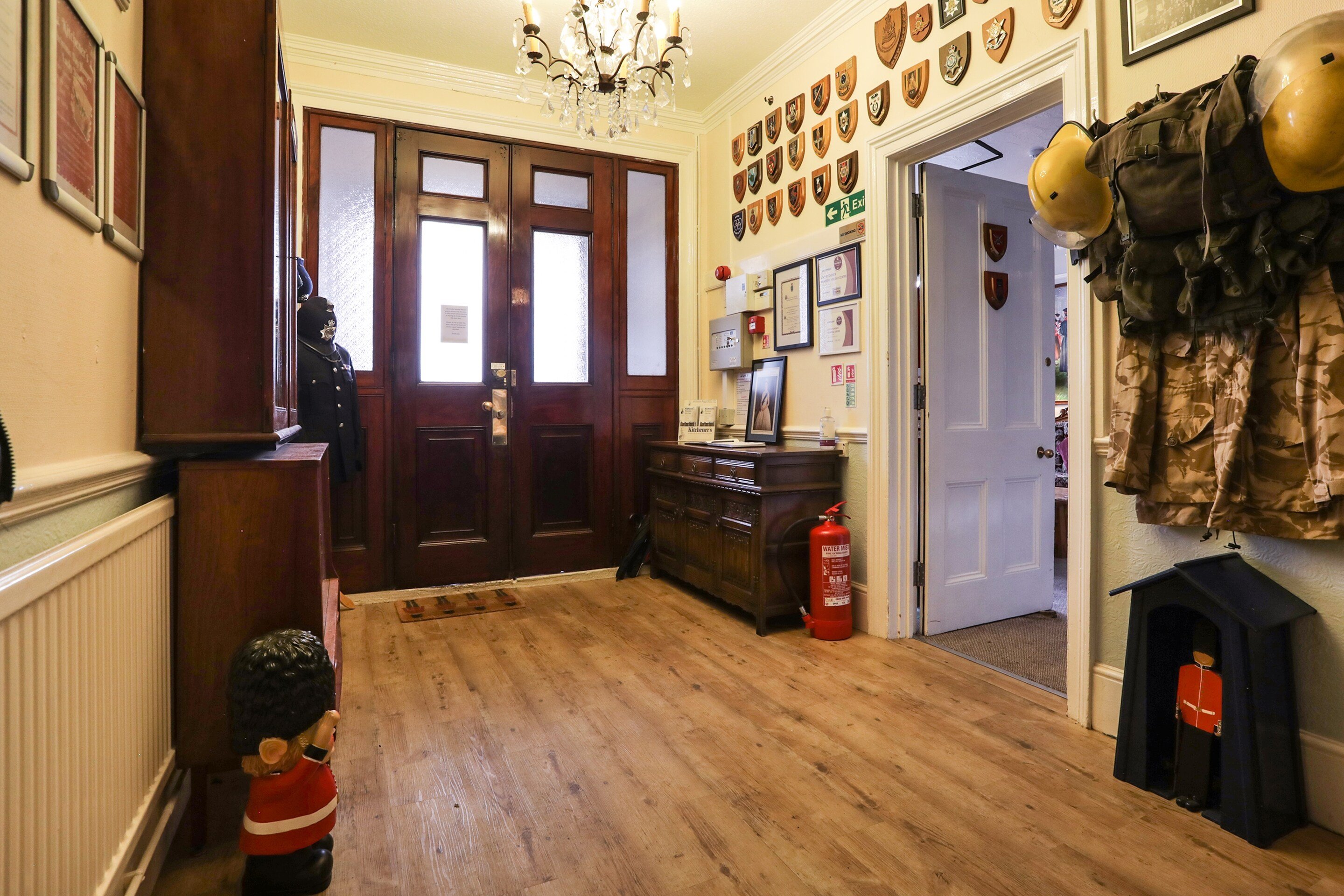 Lord Kitcheners Guest House 16/22
