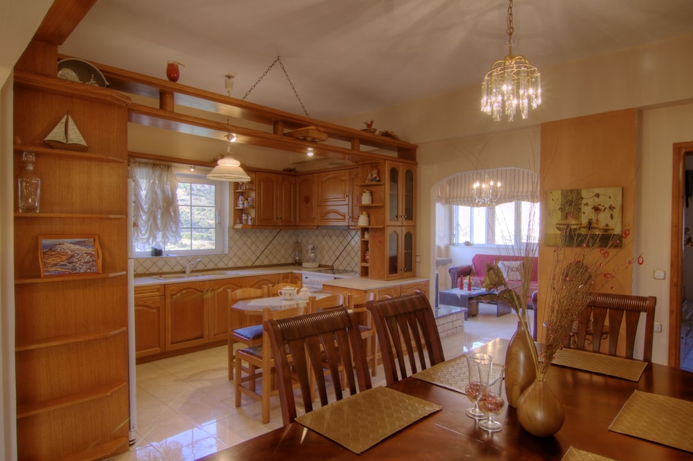 Villa Despina 33/50