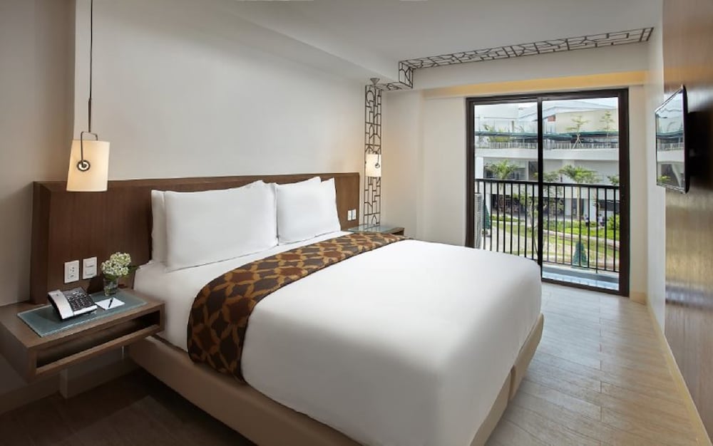 Quest Hotel Tagaytay City 18/37