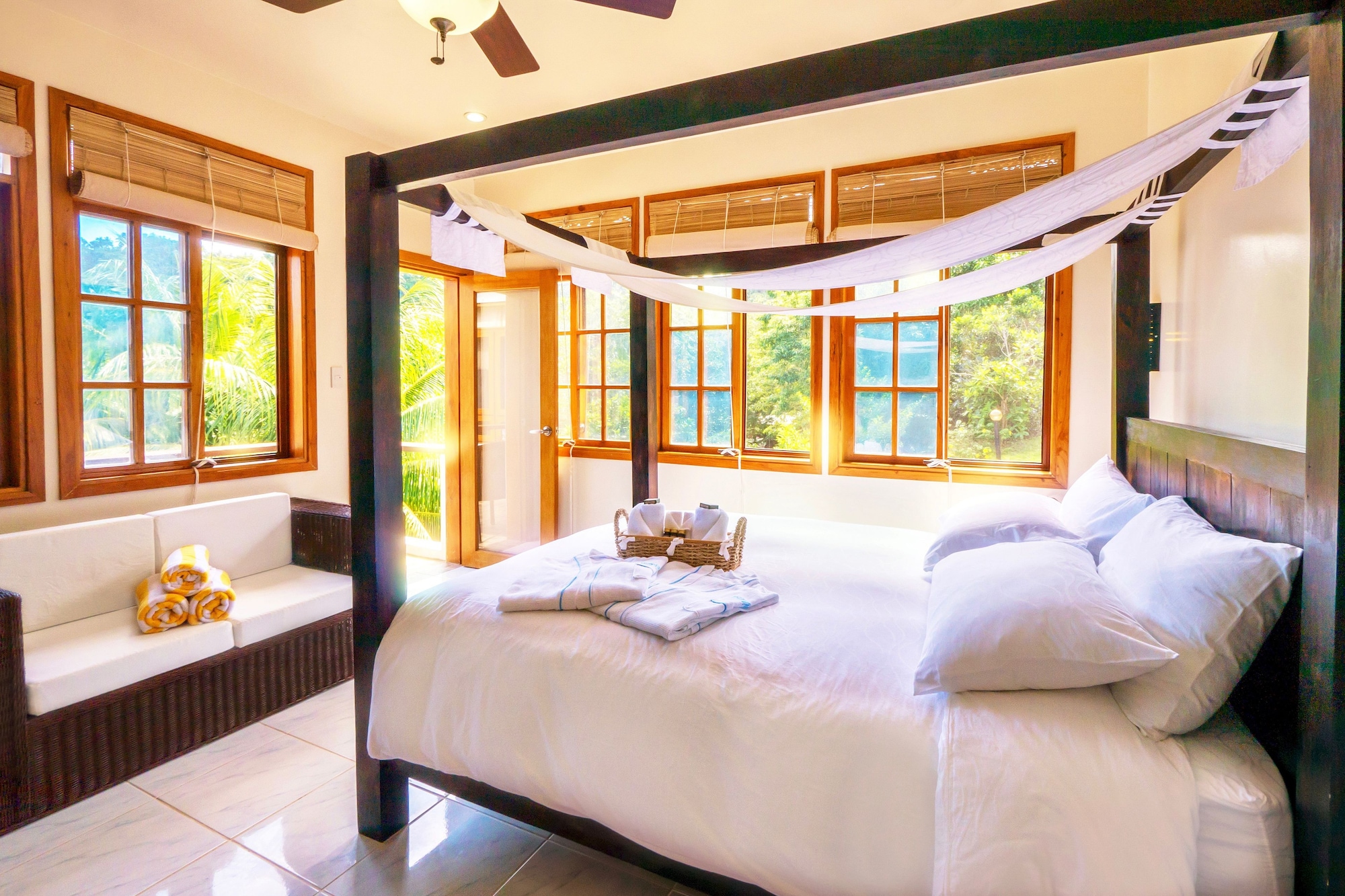 DELUXE, GARDEN VIEW