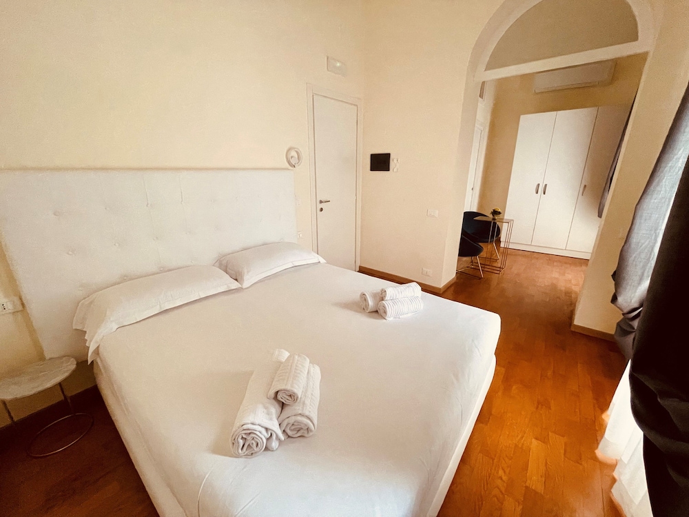 Trevi Rome Suite 9/50