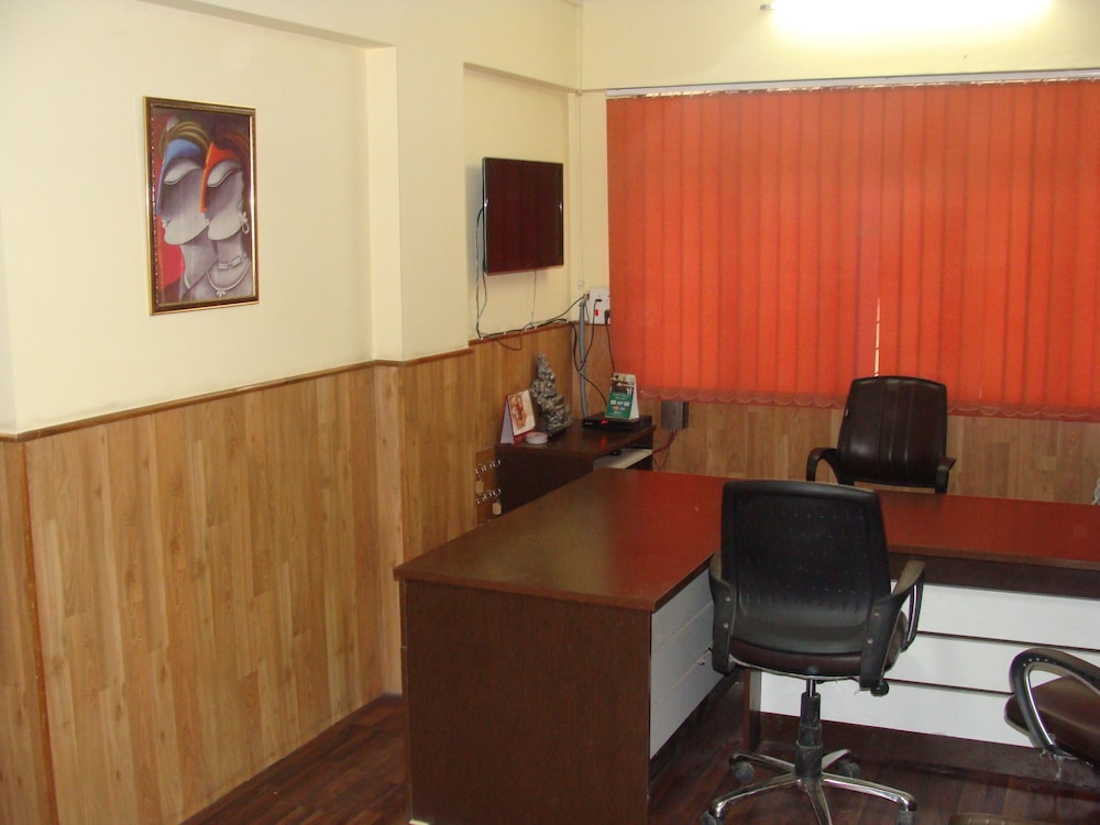 Hotel Abhinandan Grand 26/34