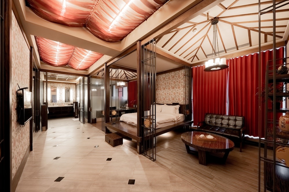 Tianxiaju Motel 18/25