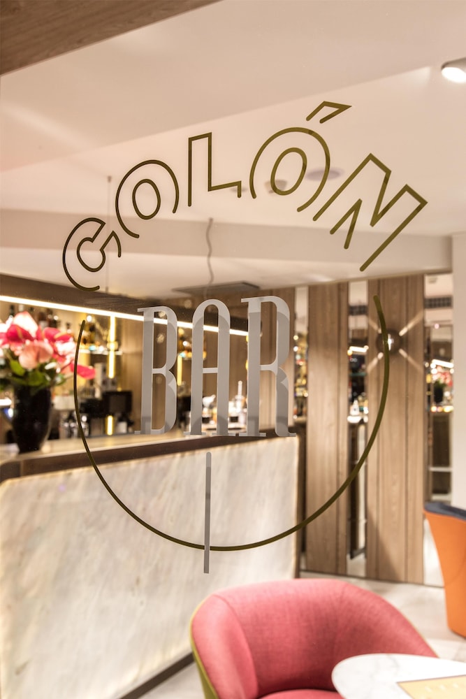 Lobby at Nh Collection Madrid Colon, MADRID