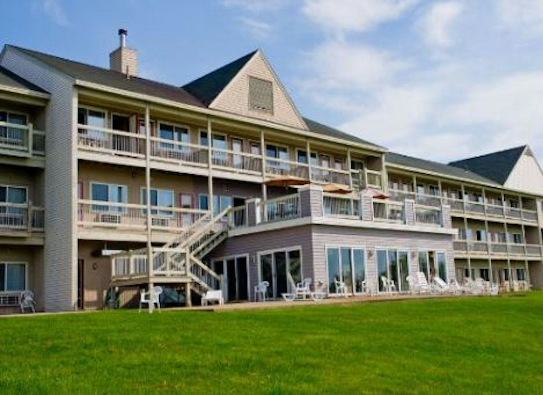 Fireside Inn & Suites Belfast 2/28