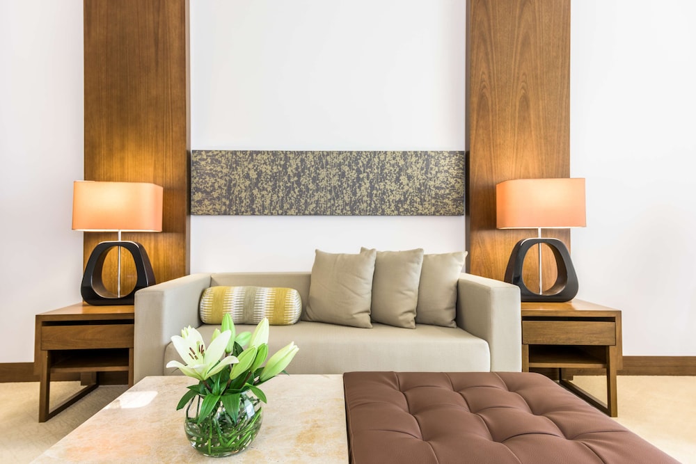 NH Collection Bogota Teleport Royal 34/50