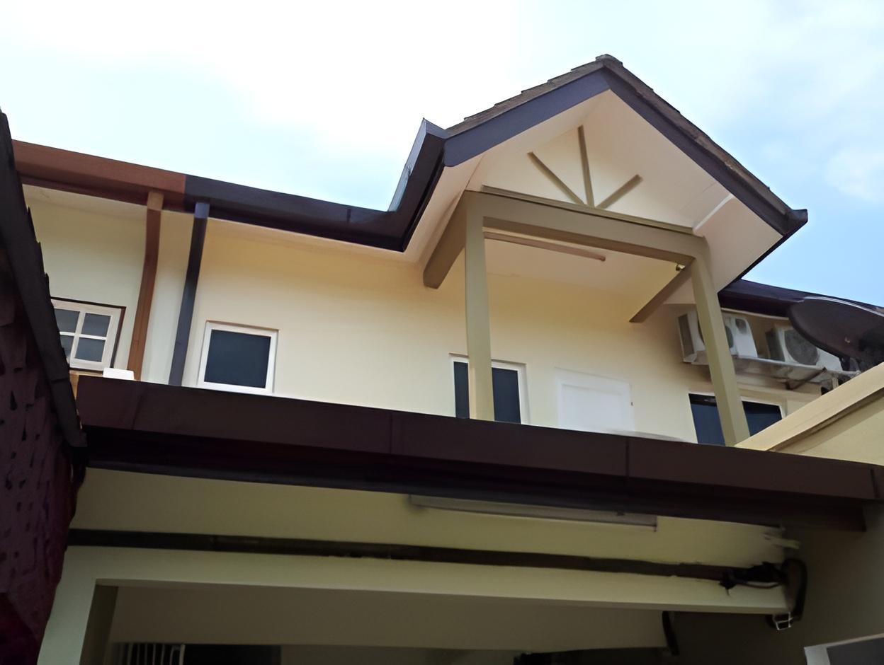 Sunshine Jonker Guesthouse 1/22