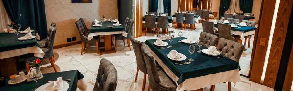 Regal Inn Hotel 36/50