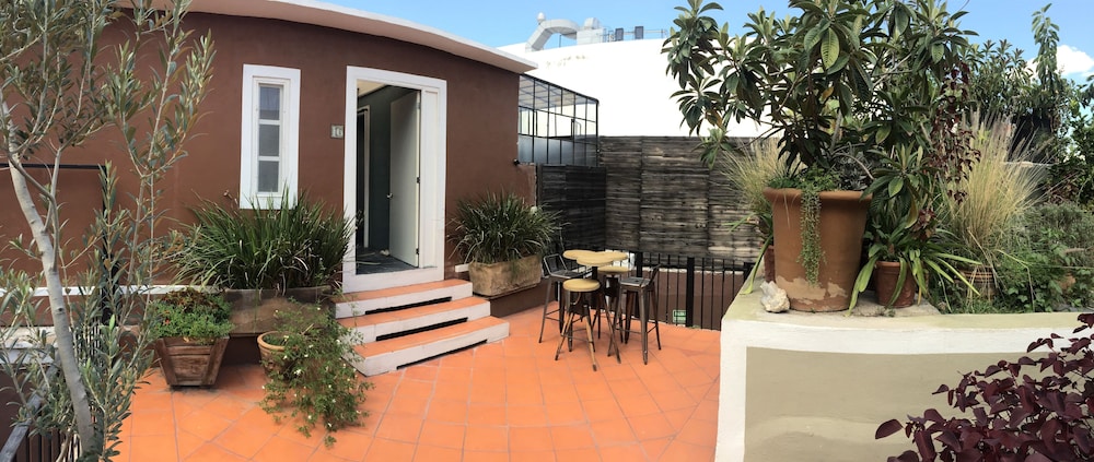 La Casa del Atrio 76/80