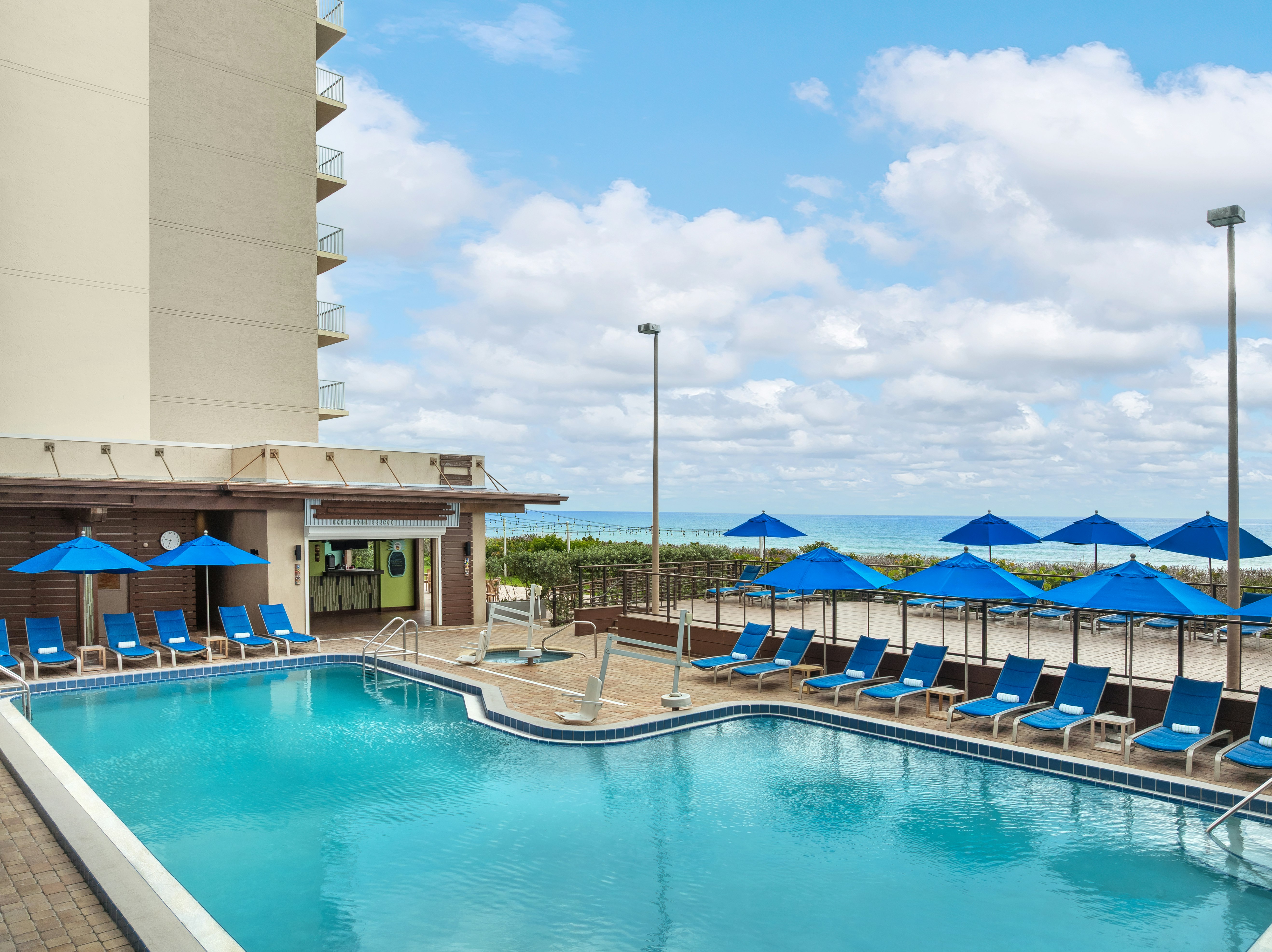 DoubleTree Suites by Hilton Hotel Melbourne Beach Oceanfront 68/69