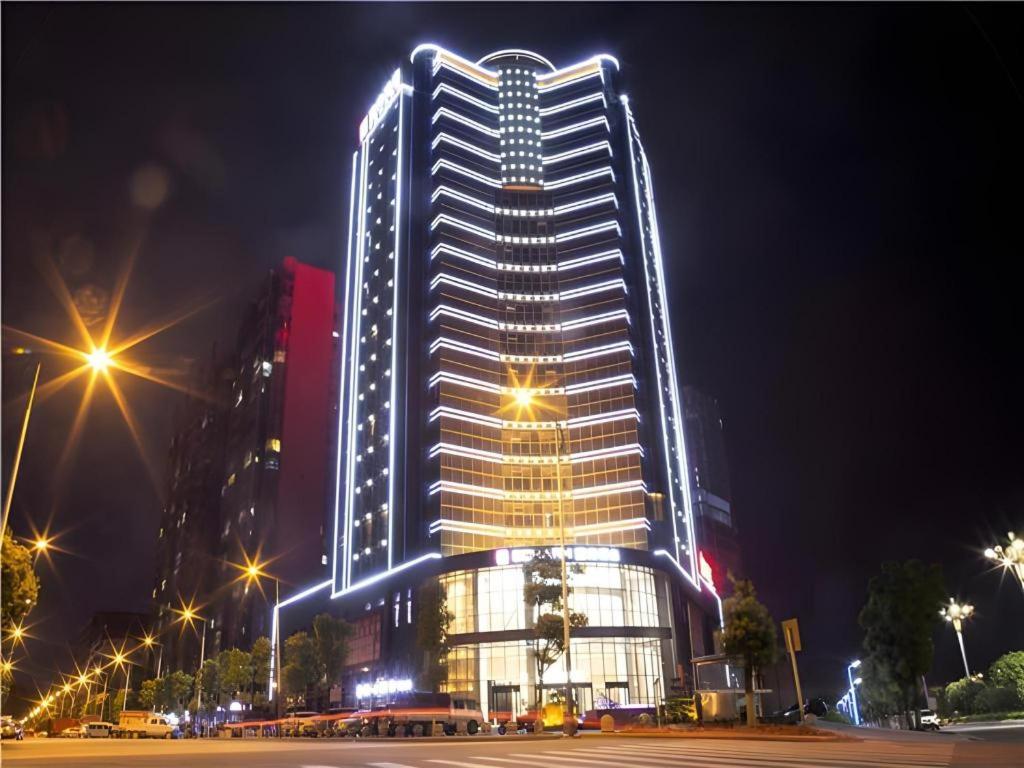 Echarm Hotel Huaihua Hexi Longping Guoji 4/50