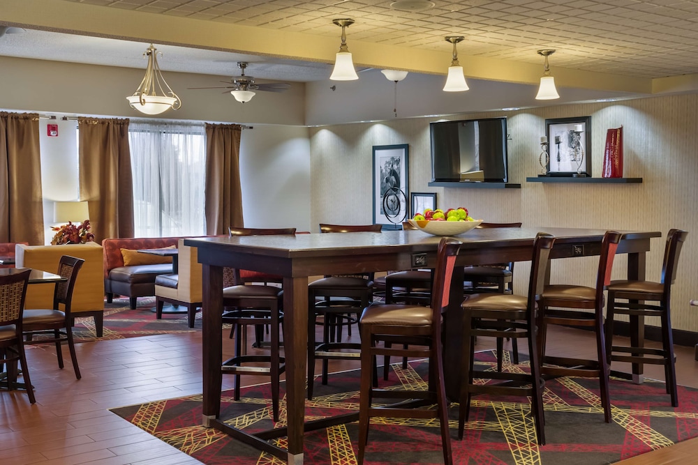 Hampton Inn Washington Court House 44/61