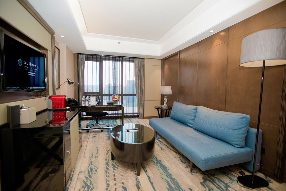 Pullman Shanghai Jing An 48/71