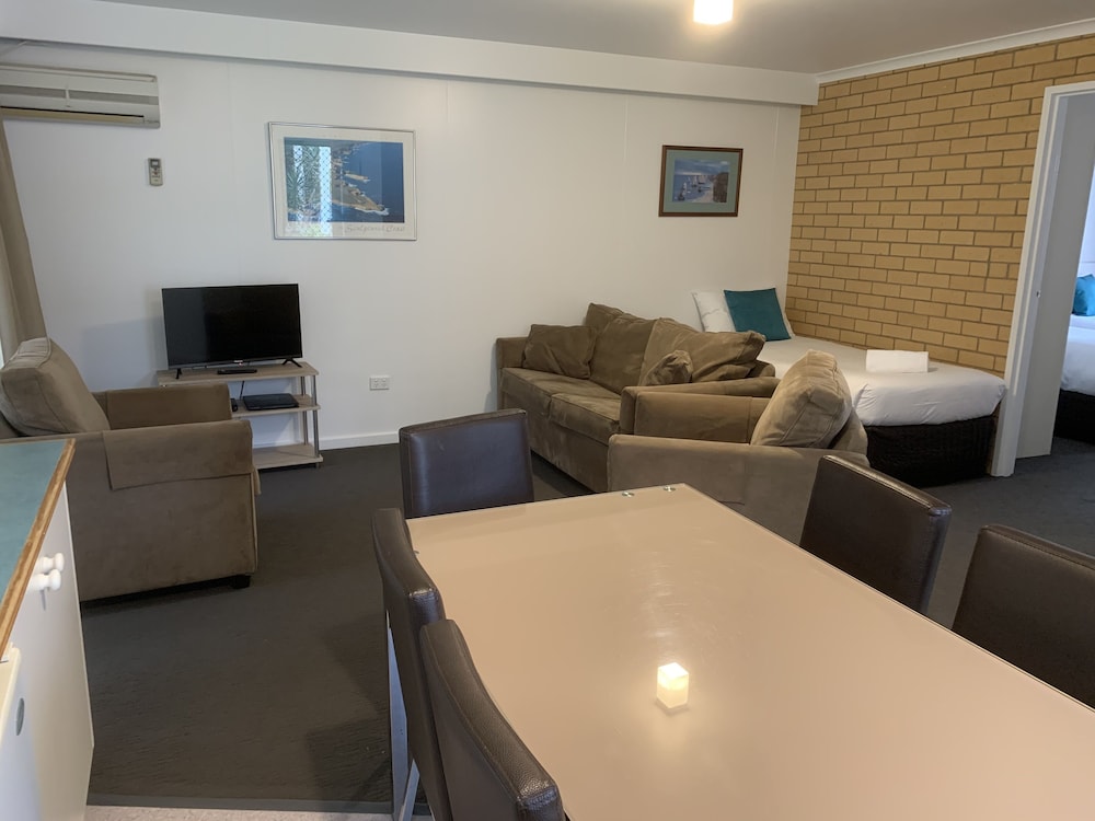 Port Campbell Parkview Motel Apartments 44/64
