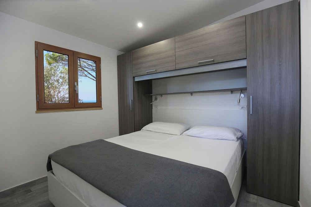 Santa Fortunata Village Camping 31/85