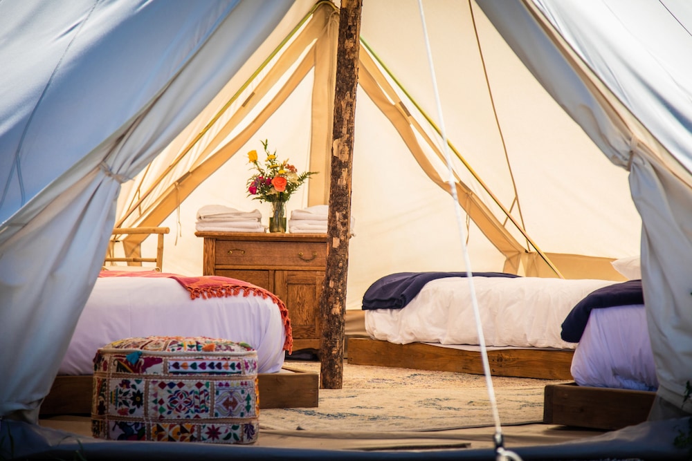 Conestoga Ranch Glamping Resort 15/100