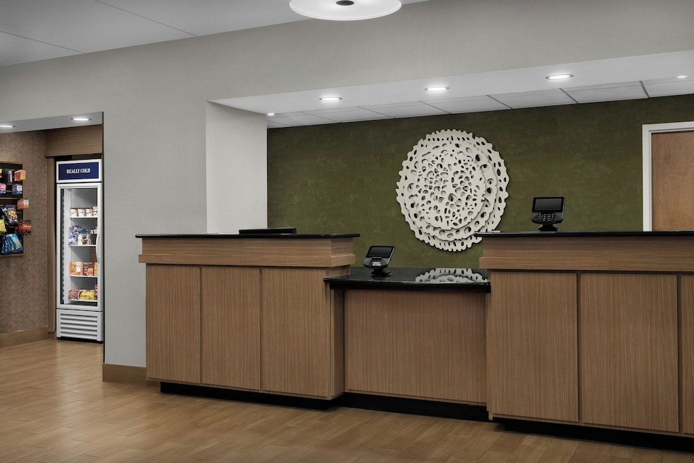 Fairfield Inn And Suites Winston Salem Hanes Mall 10/71
