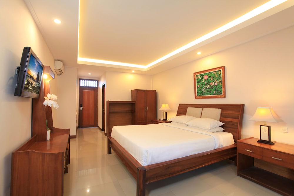 MATAHARI BUNGALOW 26/66